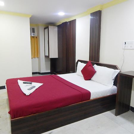 Hotel Seaview Bombay Esterno foto